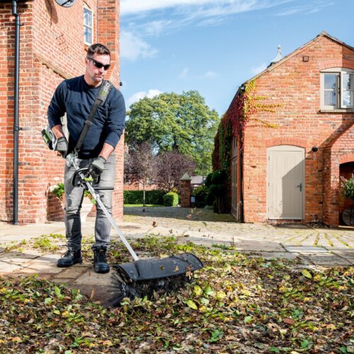 Zamiatarka MULTI-TOOL EGO Power+ BBA2100 - obrazek 3